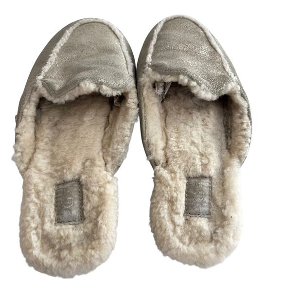 UGG Lane Metallic Gold Loafer Slippers Sherling Lined Comfort Shoes Size 6 - Picture 4 of 8